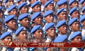 阅兵方队队列整齐有何秘诀?一起了解“三兵”