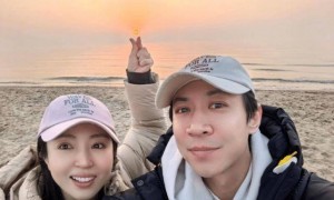 姐弟恋修罗场?董璇听到张维伊说话的表情引发“全网解码”!