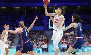 22分惨败!女篮已跌落神坛 最大杀器李月汝根本接不到球